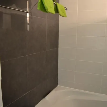 24 Apartman *