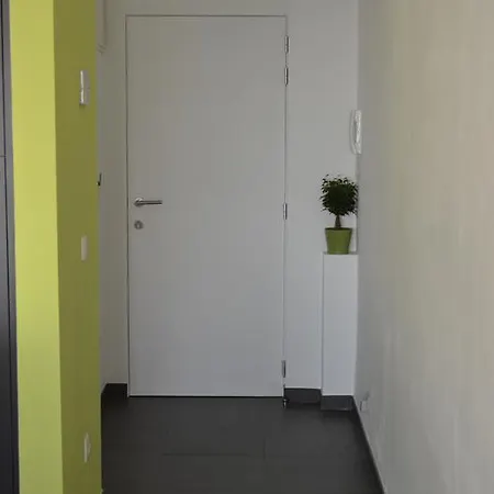 Appartement 24 *